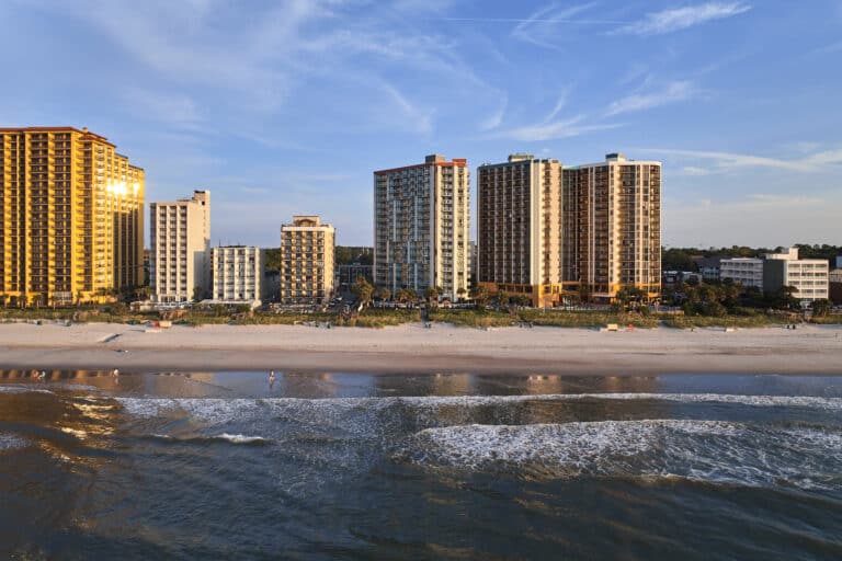 The Strand Drone with Ocean