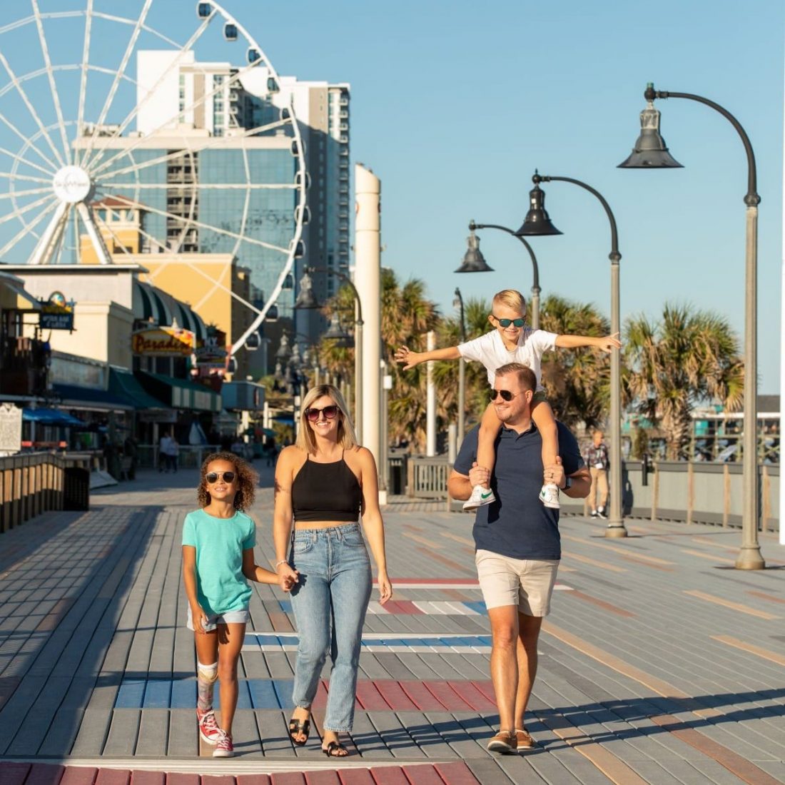Family Boardwalk Beach 120c